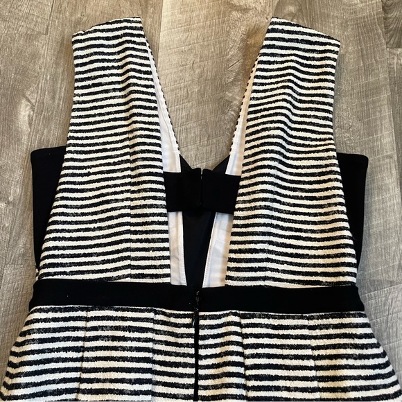 BCGB MaxAzria Piper Peplum Dress - Picture 4 of 8